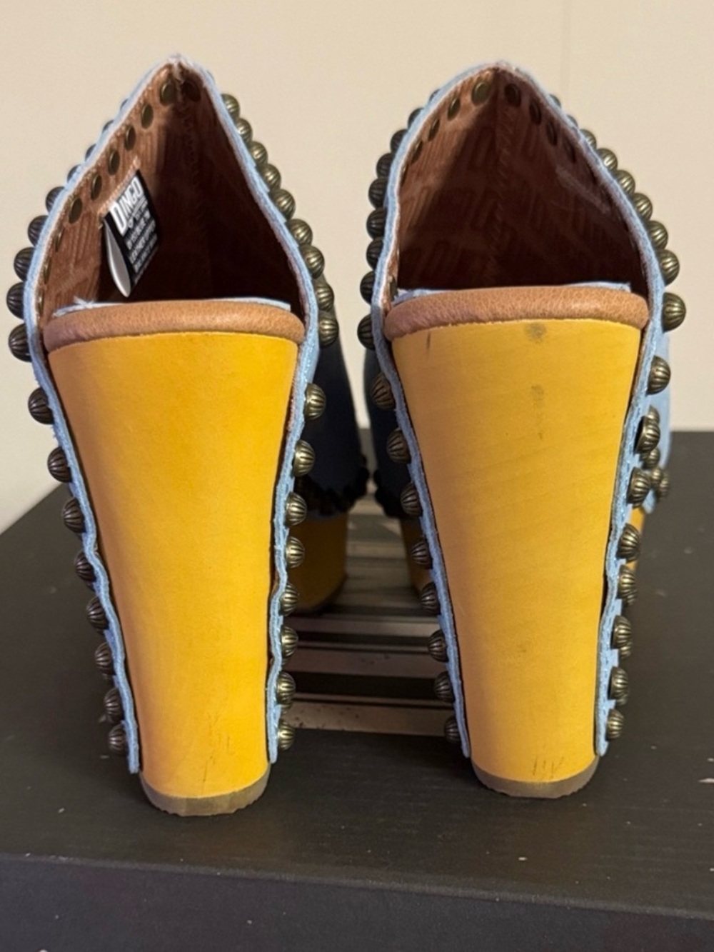 NWOB Dingo Peace N' Love Blue Suede Studded Platform Clogs S7 Coastal Cowgirl - Picture 4 of 8